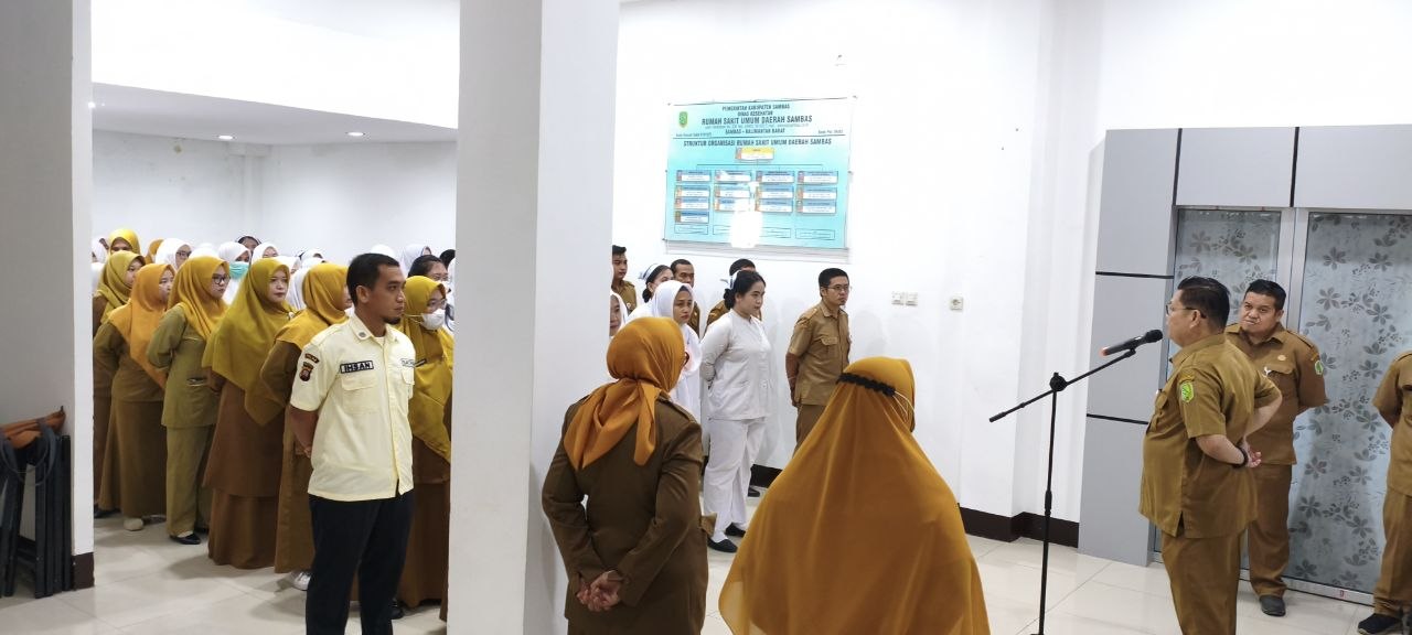 Apel Pagi RSUD Sambas Bahas Persiapan Akreditasi 2027, Rehab IGD, dan Kewaspadaan Karhutla